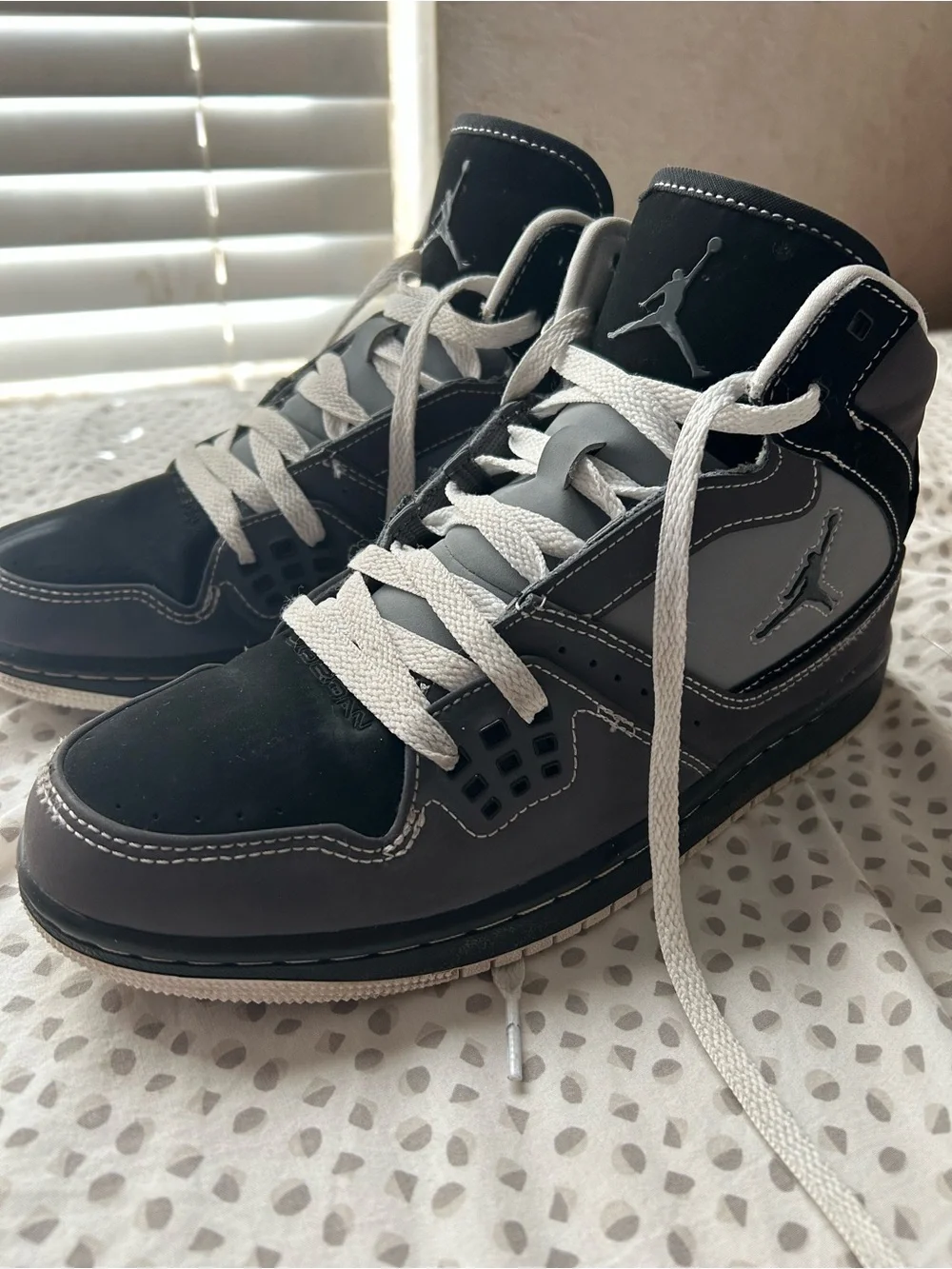 Jordan mens 1 flight mid Sneakers in Black and Gray with White Laces